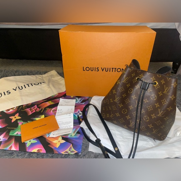 Louis Vuitton NeoNoe MM Noir. Black and Monogram. Good condition. - Picture 2 of 9